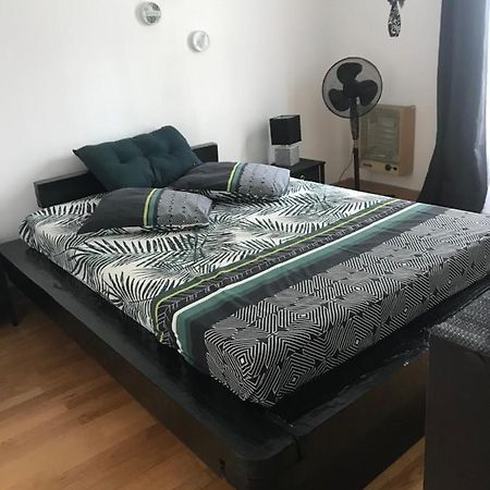 Chambre En Ardeche Du Sud Saint-Remeze Luaran gambar