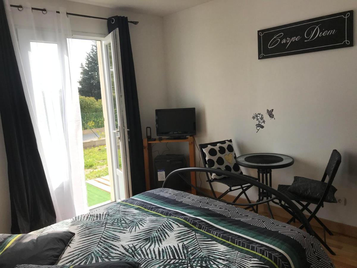 Chambre En Ardeche Du Sud Saint-Remeze Luaran gambar