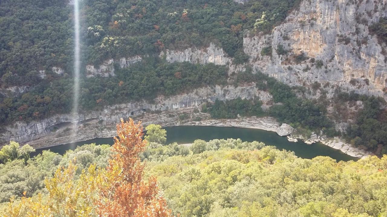 Chambre En Ardeche Du Sud Saint-Remeze Luaran gambar